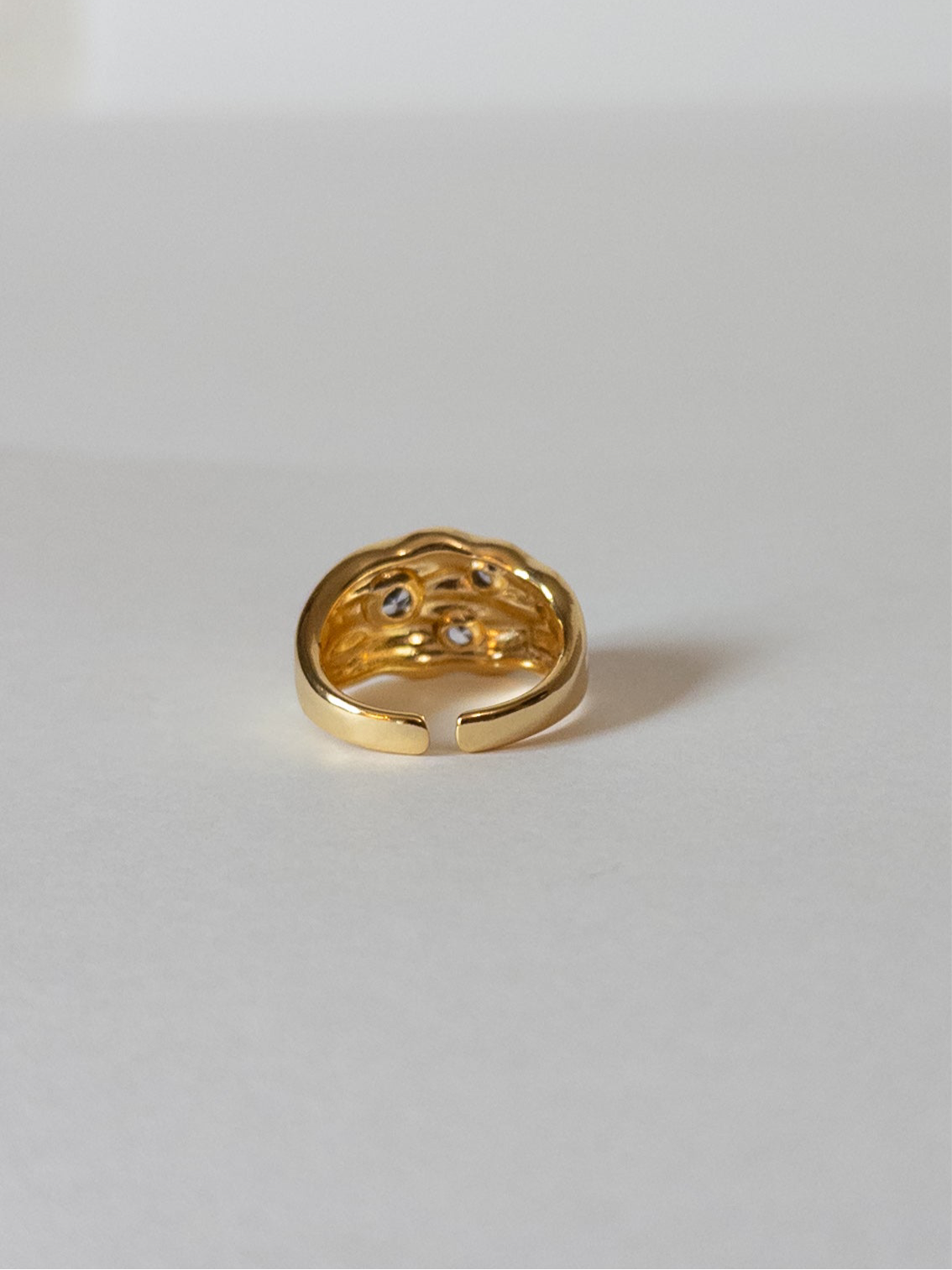 Aura Wave Gold Ring